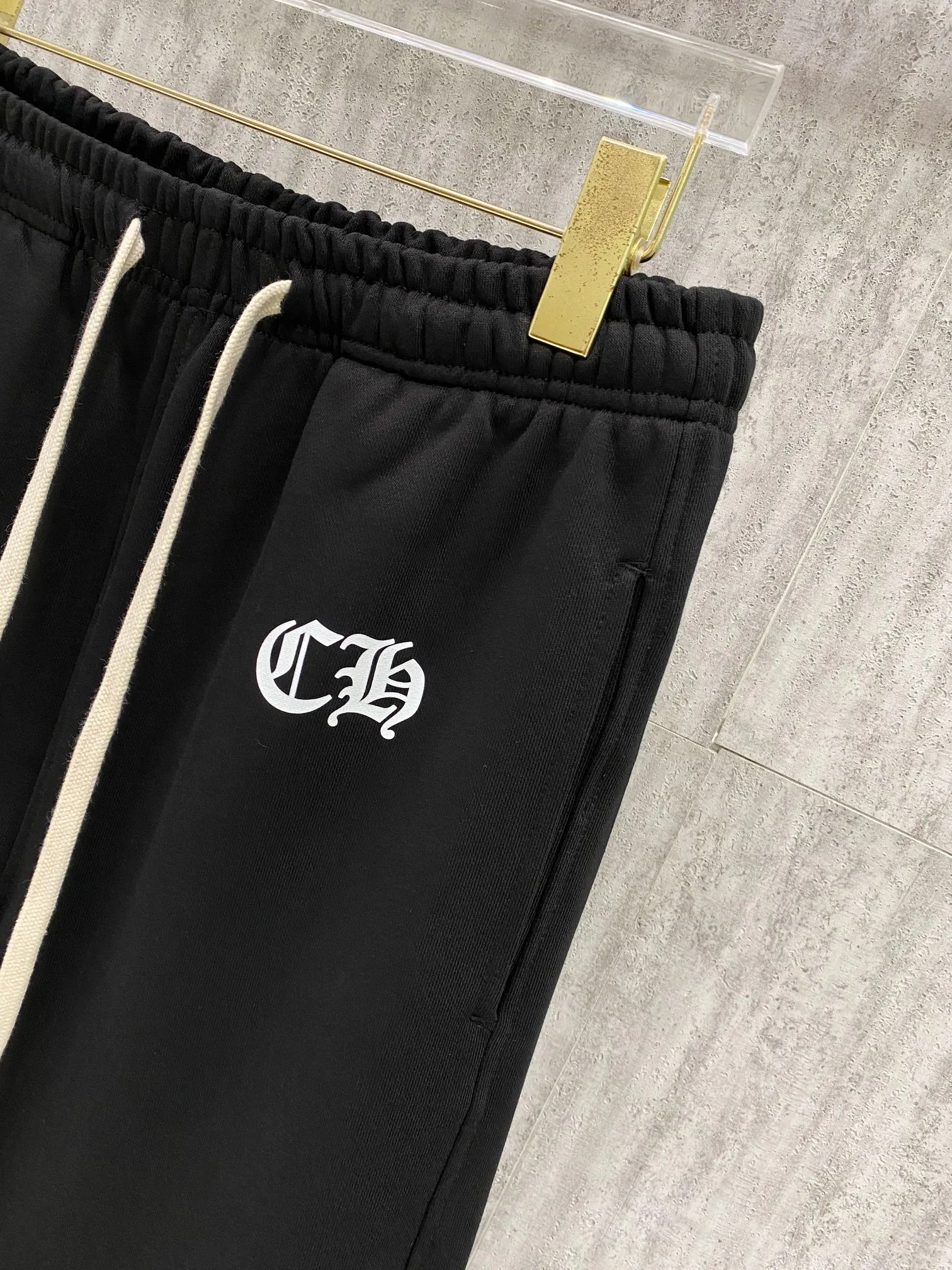 2026ss ， ， ➕ Size：S M L XL Color：Black 140